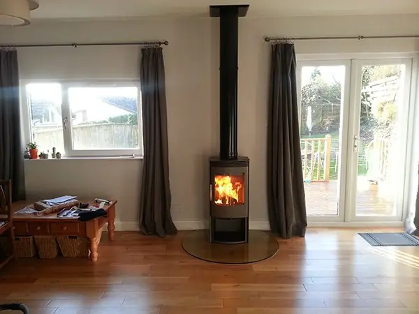 Our Guide on the Best Fuels for Multi-Fuel Stoves