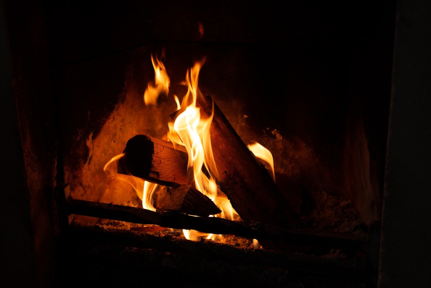 Read more about the article 5 Best Methods to Produce More Heat From a Wood Stove